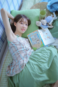 便利店的少女